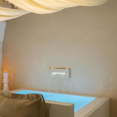 Eurydice Suite With Infinity Jacuzzi Ostuni Luaran gambar