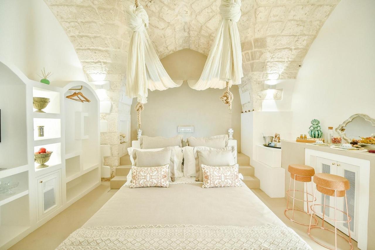 Eurydice Suite With Infinity Jacuzzi Ostuni Luaran gambar