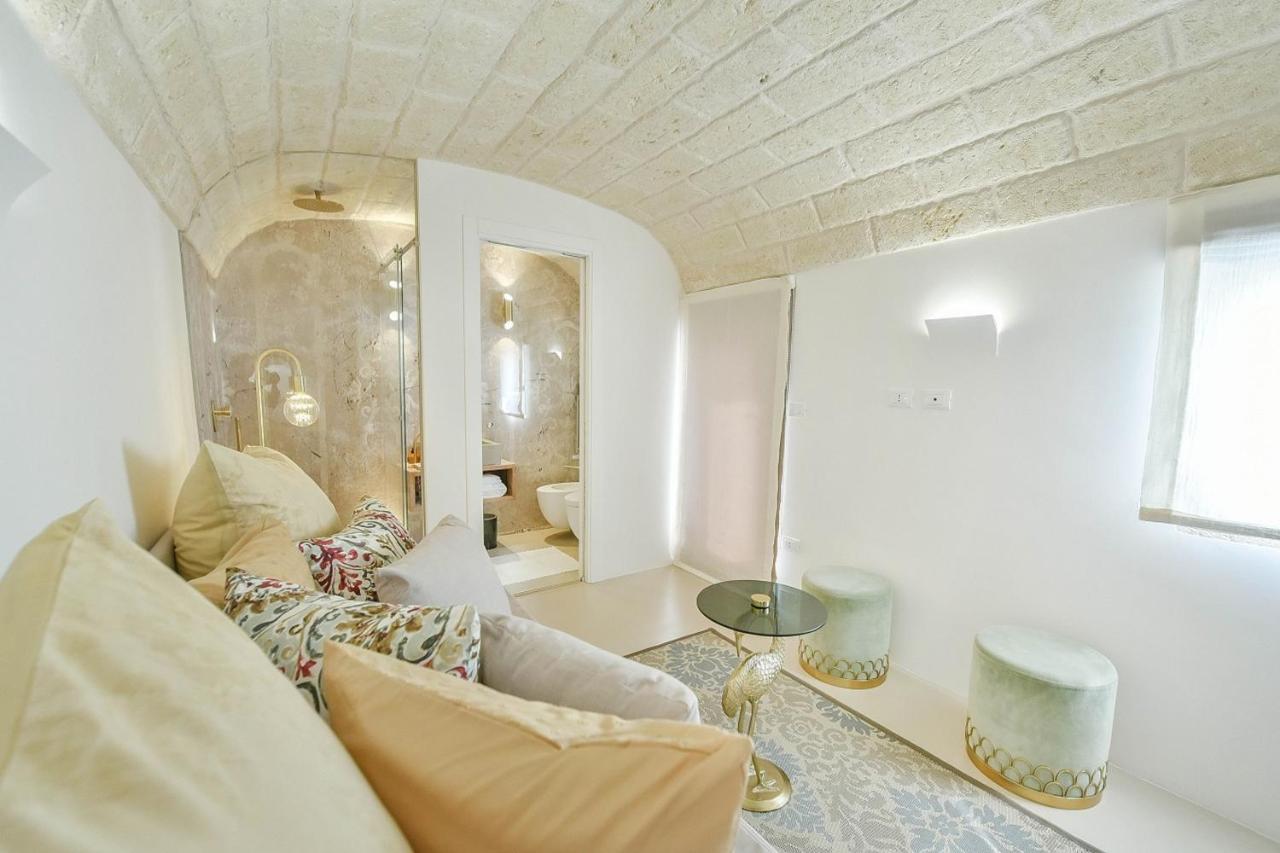 Eurydice Suite With Infinity Jacuzzi Ostuni Luaran gambar