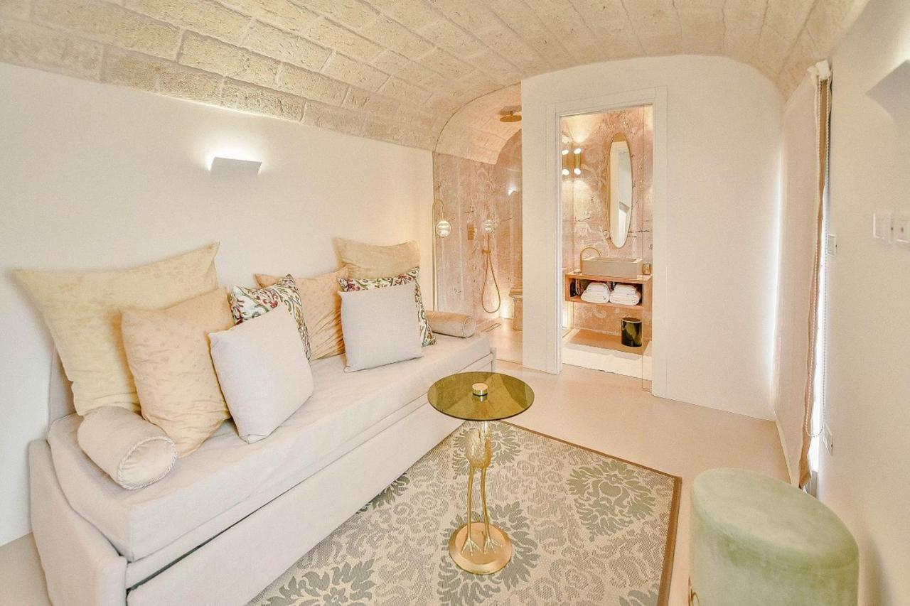 Eurydice Suite With Infinity Jacuzzi Ostuni Luaran gambar
