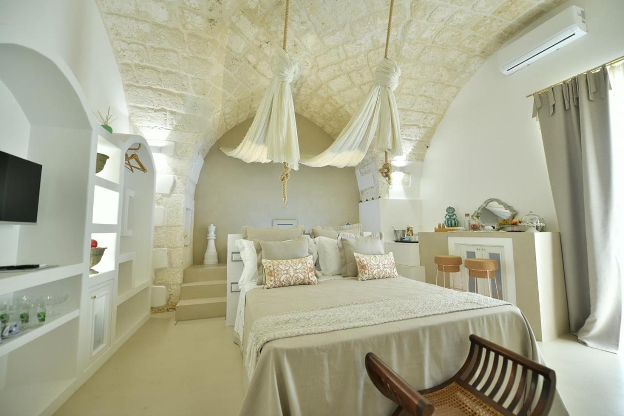 Eurydice Suite With Infinity Jacuzzi Ostuni Luaran gambar