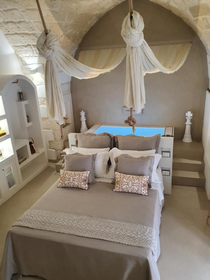 Eurydice Suite With Infinity Jacuzzi Ostuni Luaran gambar